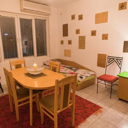 Cosy Accommodation In Top Center * Varna