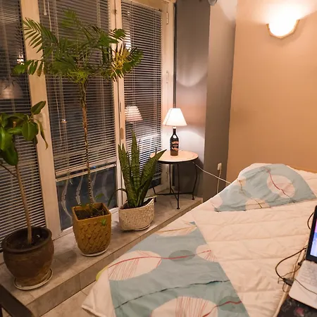 Cosy Accommodation In Top Center Apartment *
